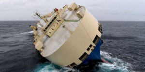 Un cargo en détresse dérive toujours vers les côtes françaises