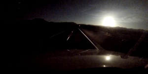 Etats-Unis : des images d’amateurs montrent un astéroïde se désintégrer en arrivant sur Terre