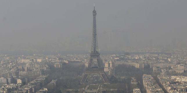 Pollution : vous ne pourrez plus entrer dans Paris avec votre voiture le 1er juillet, témoignez