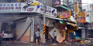 Deux morts et des milliers d’évacuations après le passage d’un supertyphon à Taïwan