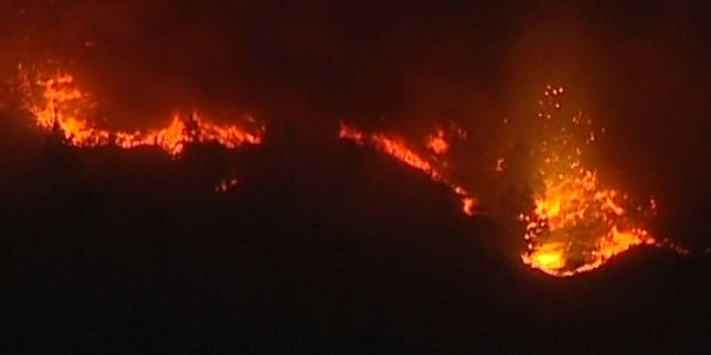 Canaries : de violents incendies ravagent l'île de La Palma