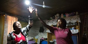 Les Kényans craquent pour le solaire en kit