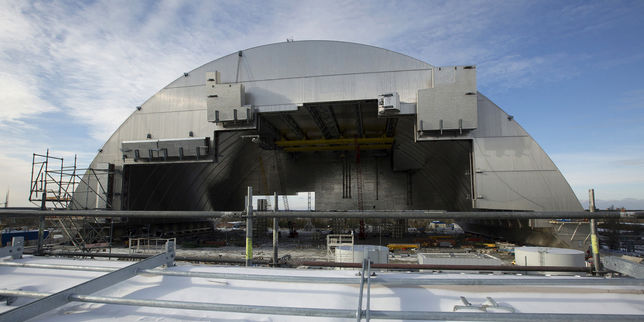 Tchernobyl : un dôme de 30 000 tonnes pour sécuriser le site