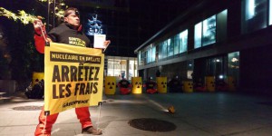 Nucléaire : Greenpeace bloque le siège d’EDF à Paris