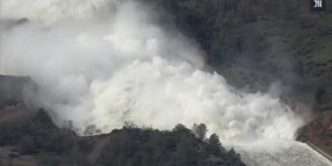 Etats-Unis : course contre la montre pour sauver le barrage d’Oroville, 200 000 personnes évacuées