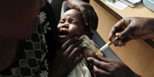 L’OMS va tester un vaccin antipaludique en Afrique