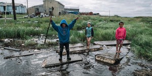 En Alaska, les images d’un village submergé par les eaux