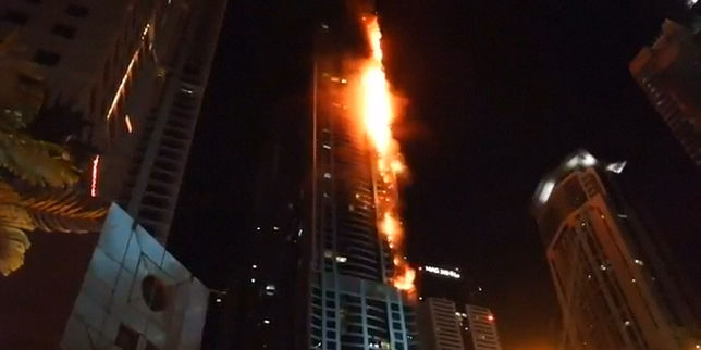 Un gratte-ciel de Dubaï ravagé par un incendie pour la deuxième fois