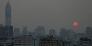 Bangkok fait face à des pics de pollution alarmants