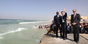 Sénégal : Macron marche sur les eaux à Saint-Louis