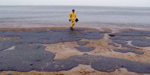 Les lieux de stockage des déchets de marées noires en Bretagne répertoriés