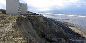Erosion côtière : une solution s’esquisse pour les copropiétaires de l’immeuble Le Signal