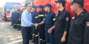 En Grèce, Alexis Tsipras en difficulté après les incendies de Mati