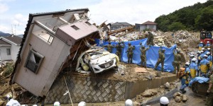 Images des inondations meurtrières au Japon