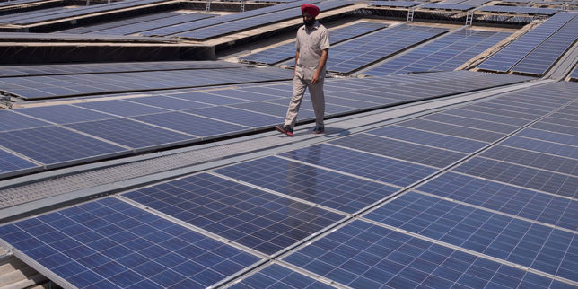 En Inde, des panneaux solaires pour tous