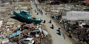 En images : l’Indonésie meurtrie après le passage d’un tsunami