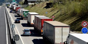 Le Parlement européen se prononce en faveur d’une réduction des émissions de CO2 des camions et bus