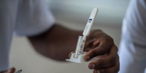 « En Afrique de l’Ouest et centrale, une personne sur deux ignore encore si elle est séropositive »