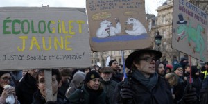 Climat : à Paris, une agora de citoyens mène son grand débat pour dénoncer l’inaction des Etats