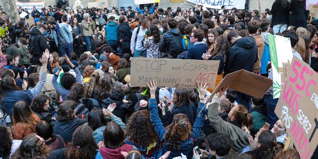 « Il suffit d’agir » : des centaines d’étudiants demandent des comptes au gouvernement sur le climat