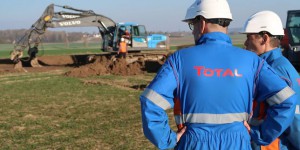 Dans les Yvelines, opérations de dépollution en urgence après la rupture d’un pipeline de Total