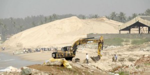 En Inde, la guerre du sable rouge dans le Tamil Nadu