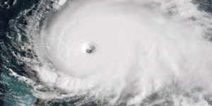 Ouragan Dorian : « Le phénomène est en train de ralentir, donc tous les dangers vont durer plus longtemps »