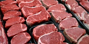 Trois coauteurs d’une série d’études sur la viande n’ont pas déclaré leurs liens avec l’agroalimentaire