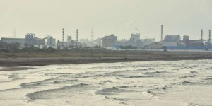 « Les habitants meurent à petit feu » : en Tunisie, le phosphate pollue l’air de Gabès