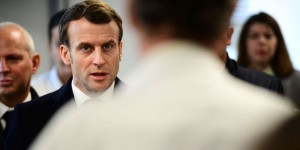 « On a devant nous une épidémie » : face au coronavirus, Macron monte en première ligne