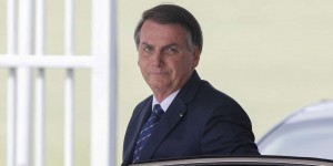 Au Brésil, Jair Bolsonaro testé négatif au coronavirus après avoir entretenu la rumeur sur une contamination