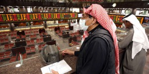 Fin de l’alliance Russie-Arabie saoudite, coronavirus : les cours du pétrole s’effondrent et entraînent avec eux les Bourses asiatiques