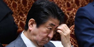 Au Japon, le coronavirus provoque une crise de confiance politique