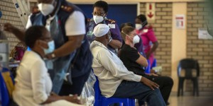 24 chefs d’Etat et le directeur de l’OMS : « Le Covid-19 met en évidence la nécessité d’un nouveau traité international sur la préparation et la riposte aux pandémies »