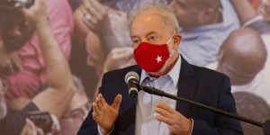 Luiz Inacio Lula da Silva : « Je ne verrai aucun problème à être candidat »