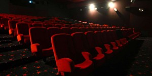 Cinémas : les autorités tentent d’éviter un trop-plein de films à la reprise