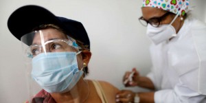 Coronavirus dans le monde : Nicolas Maduro annonce que le Venezuela va produire un vaccin cubain