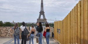Covid-19 : destination touristique française la plus touchée, Paris reste privée d’aides spécifiques