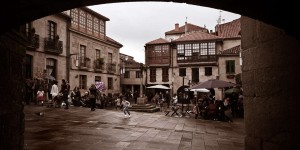 « La Ville sans voiture » : « Envoyé spécial » à Pontevedra, la cité où le piéton est roi