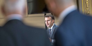 Covid-19 : Emmanuel Macron contraint de mettre un coup de frein au virus… et à ses réformes