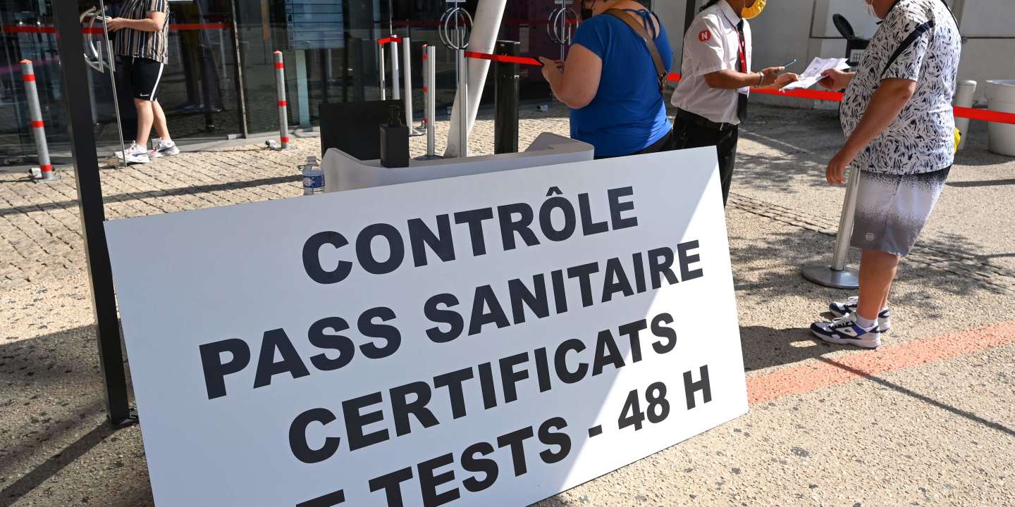 Covid-19 en France : le nombre de tests pratiqués bondit de 50 % avec l’entrée en vigueur du passe sanitaire