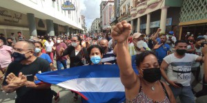 Cuba : manifestations antigouvernementales alors que les cas de Covid-19 se multiplient