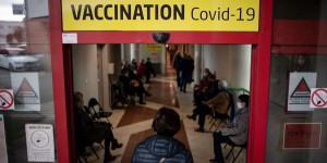 Vaccination : « On est dans un contre-la-montre, on ne peut plus attendre »