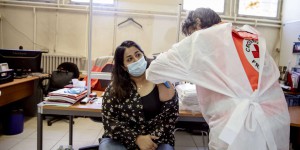Covid-19 : en France, la campagne de vaccination ralentit, mais le gouvernement prévoit un « effet rebond » cette semaine