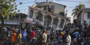 « Pour l’instant, c’est la survie » : en Haïti, après le séisme, les rescapés sont démunis
