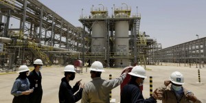 Saoudiens et Emiratis, rivaux dans la course à l’après-pétrole