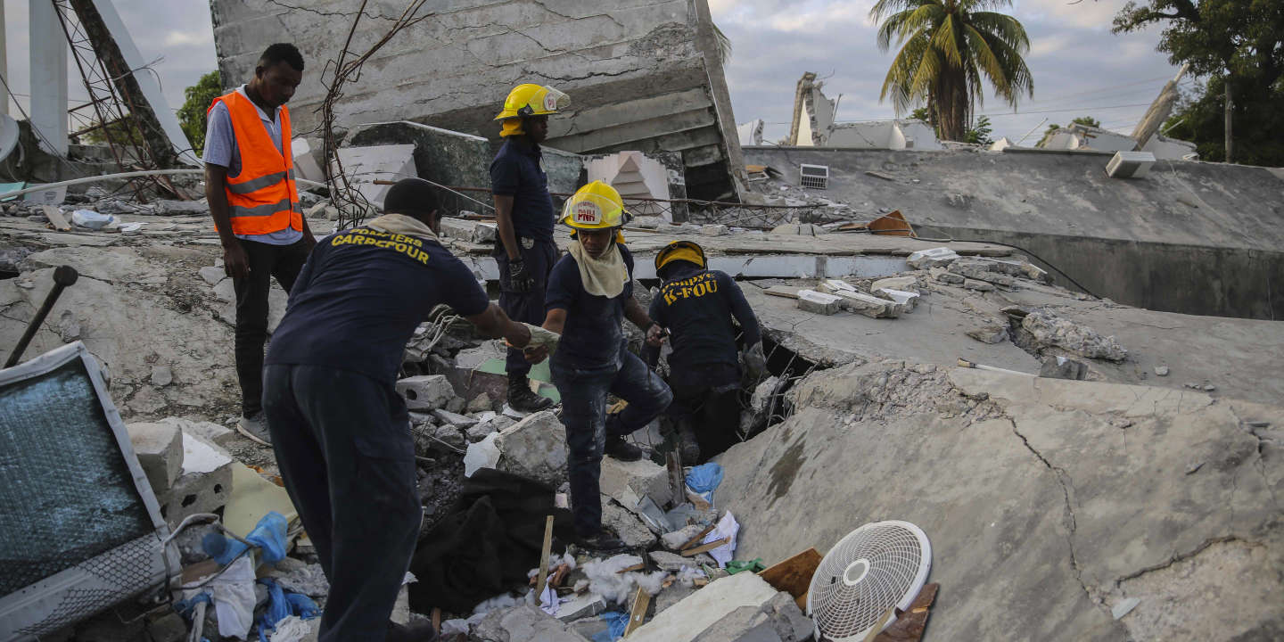 Le séisme en Haïti a fait au moins 724 morts et 2 800 blessés, selon un nouveau bilan
