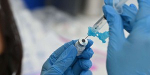 Au moins 15 millions de doses de vaccins anti-Covid jetées depuis mars aux Etats-Unis, rapporte NBC