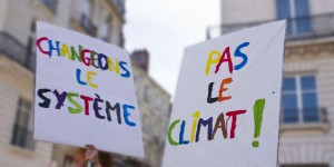 Climat : « Agir contre le dérèglement climatique devrait être un élément central de la stratégie de toute banque centrale »