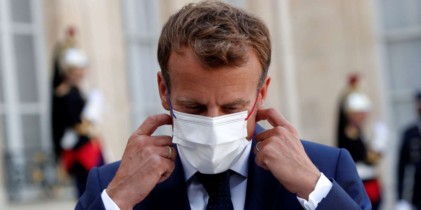 Le QR code d’Emmanuel Macron fuite sur Internet, l’Elysée dénonce « la négligence ou la malveillance de professionnels de santé »